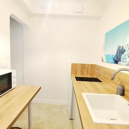 Santorini, Relaxing Spa, Terrace And Parking