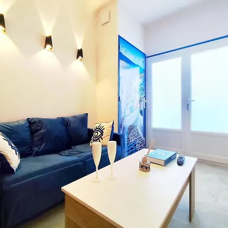 דירה Santorini, Relaxing Spa, Terrace And Parking *